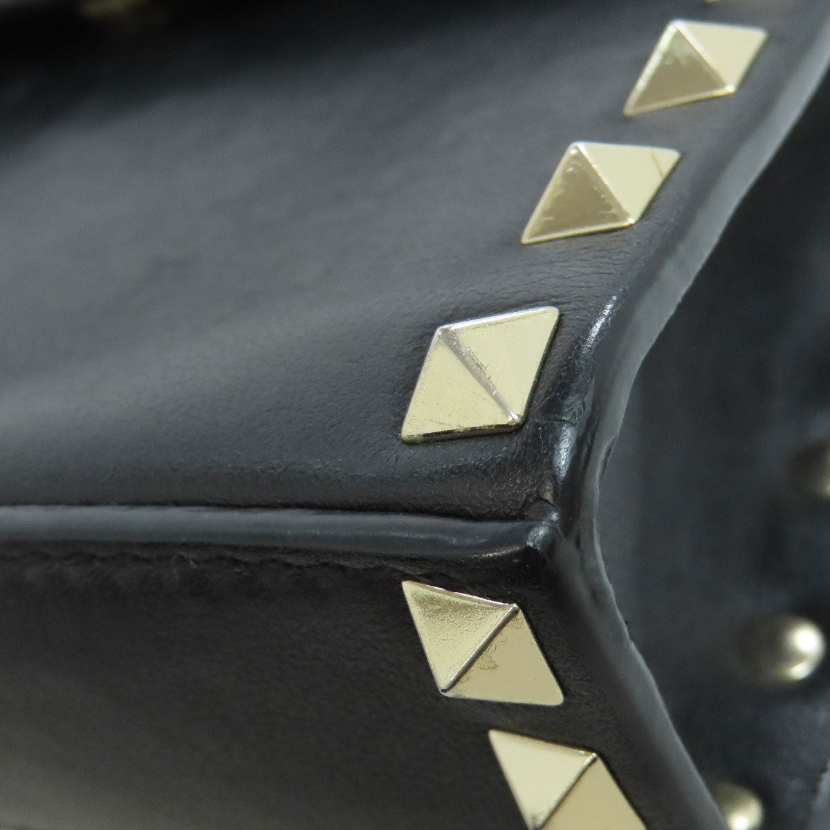 VALENTINO   Shoulder Bag Studs Leather Ladies