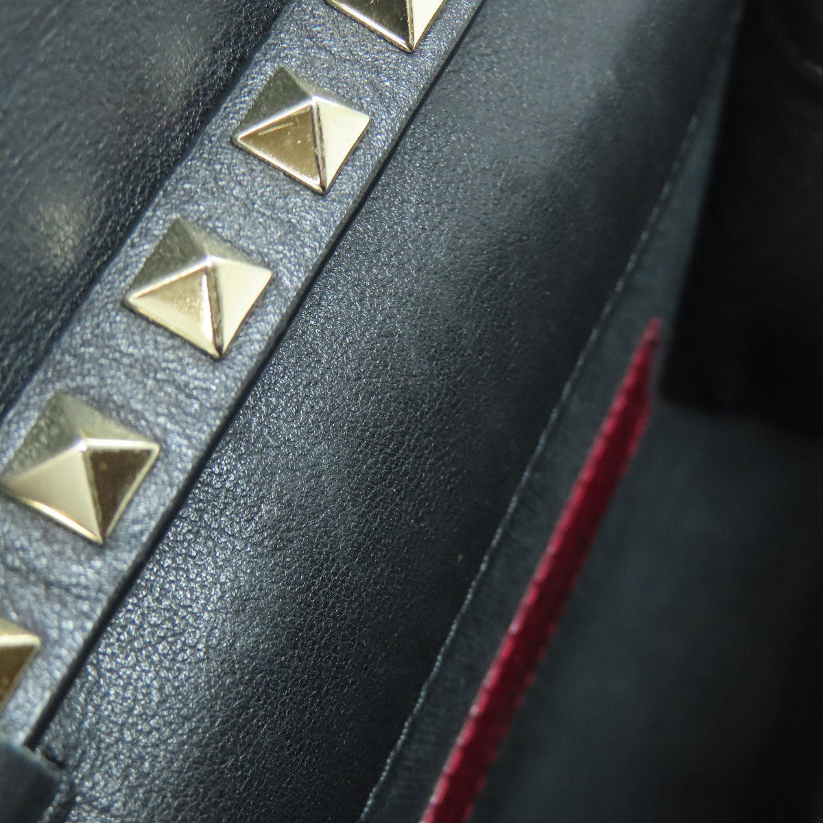 VALENTINO Studs Shoulder Bag Leather Ladies [Used]