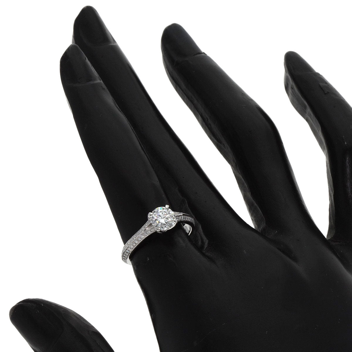 GRAFF   Ring Legacy Round Diamond Platinum PT950 Ladies