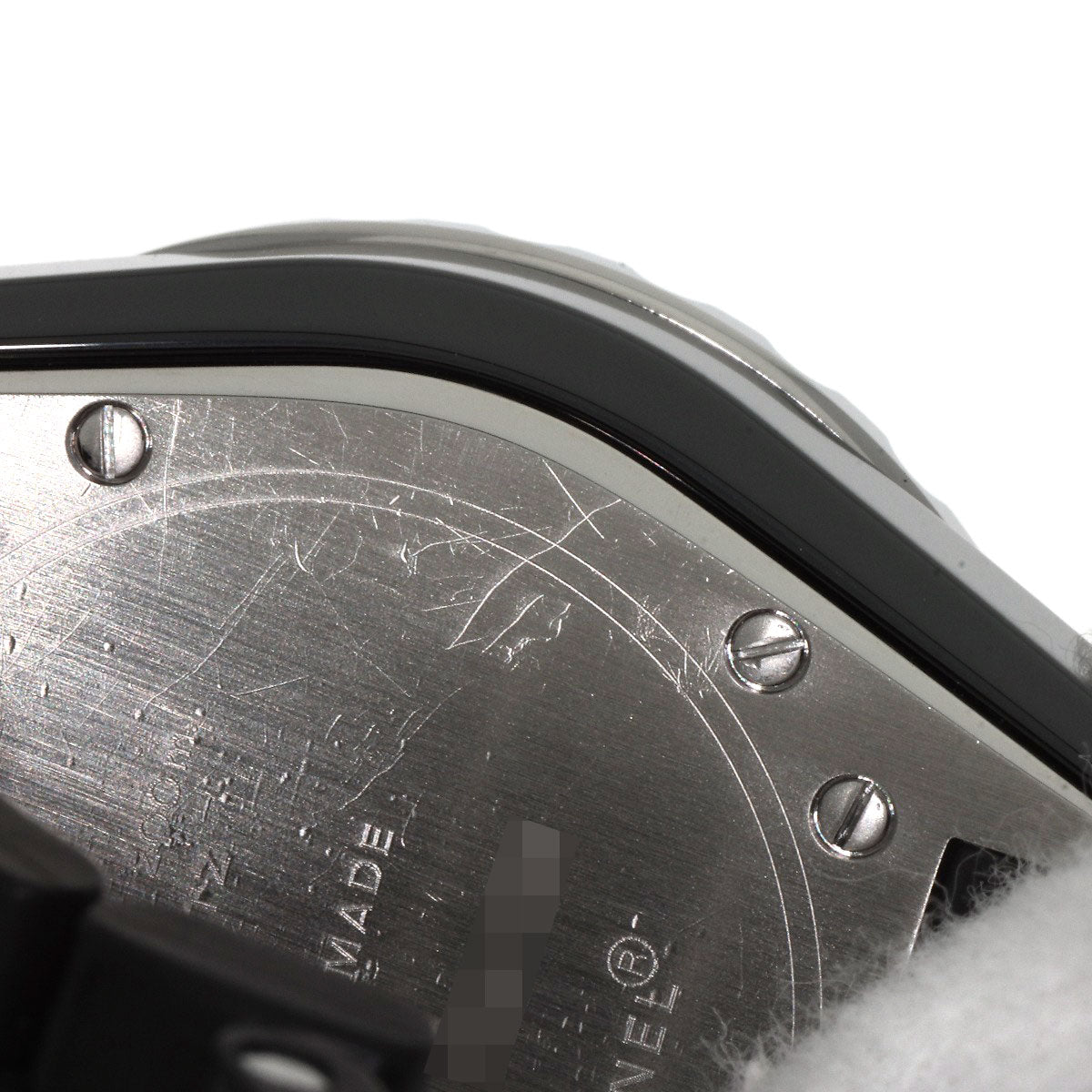 CHANEL J12 1.3" Watches H0681 Ceramic/Rubber Ladies