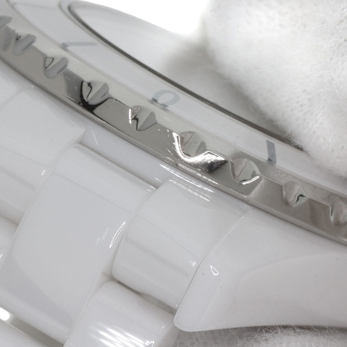 CHANEL J12 1.3" 12P Diamond Watches H1628 Ceramic/Ceramic Ladies