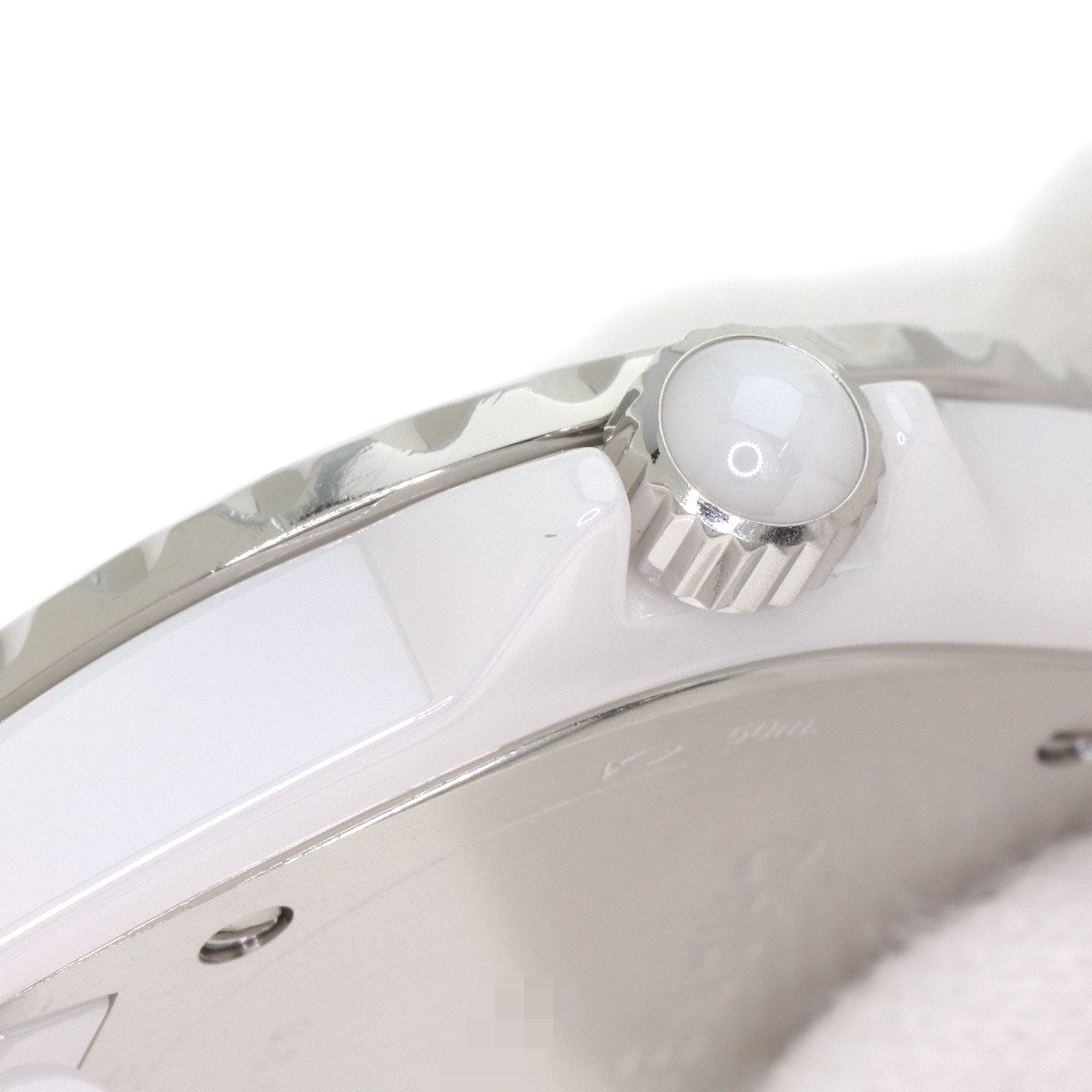 CHANEL J12 1.1" 8P Diamond White Ceramic Watches H2570 Ceramic/Ceramic Ladies