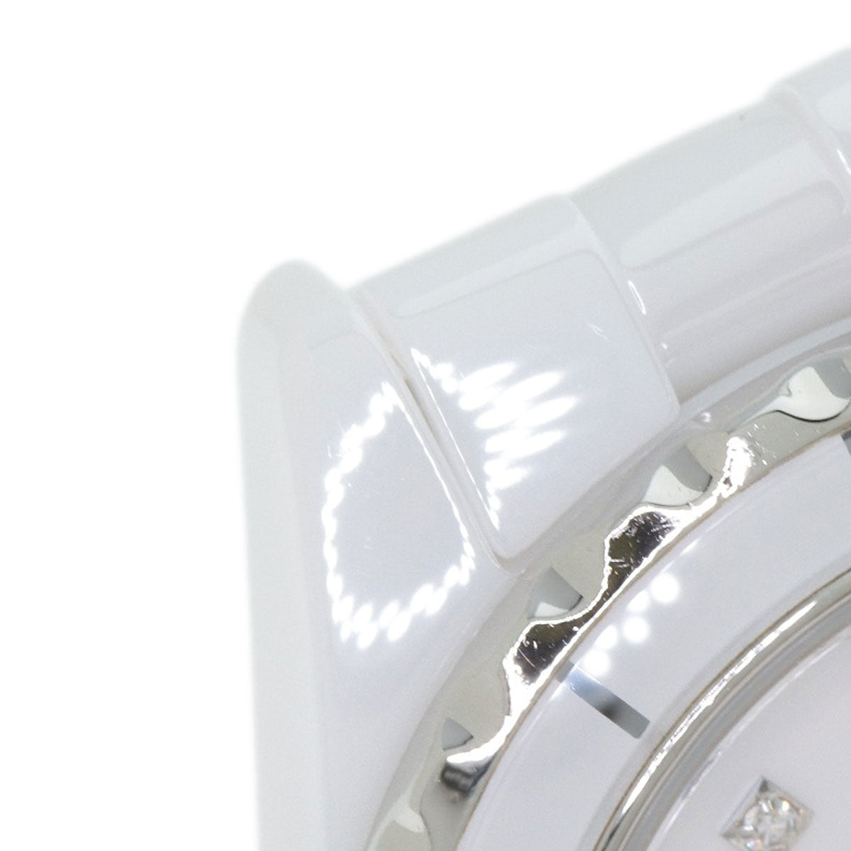 CHANEL J12 1.1" 8P Diamond White Ceramic Watches H2570 Ceramic/Ceramic Ladies