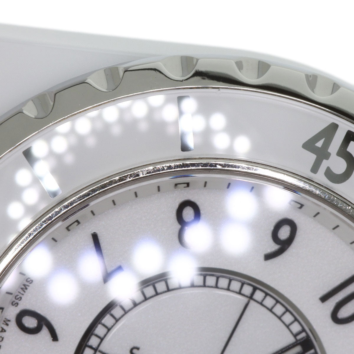 CHANEL J12 1.3 "White Ceramic Watches H0968 Ceramic/Ceramic Ladies