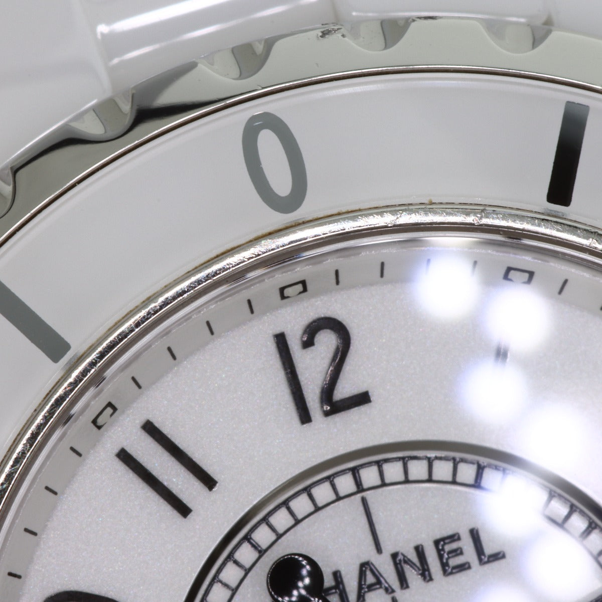 CHANEL J12 1.3 "White Ceramic Watches H0968 Ceramic/Ceramic Ladies