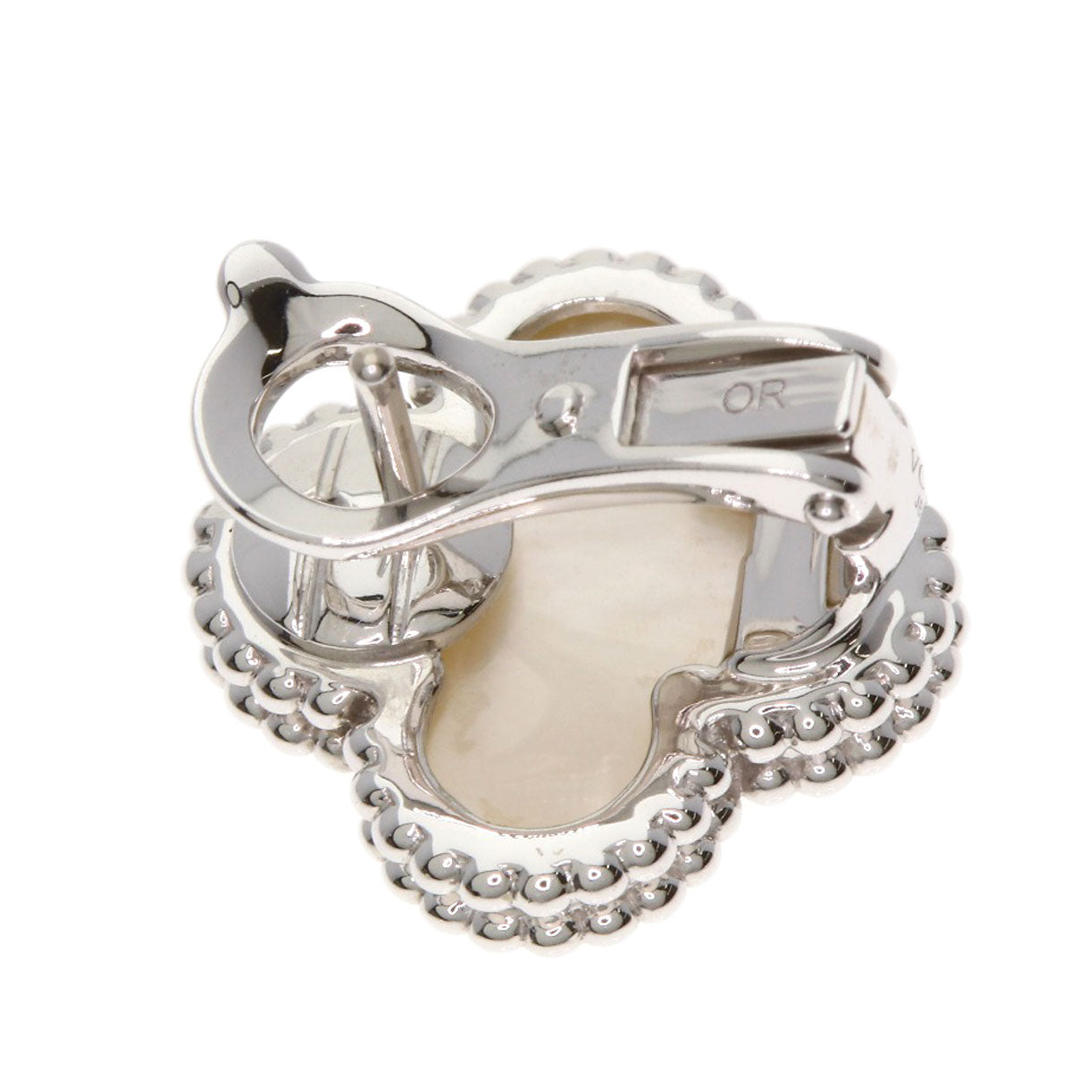 Van Cleef & Arpels Vintage Alhambra Shell earring K18 White Gold Ladies [Used]