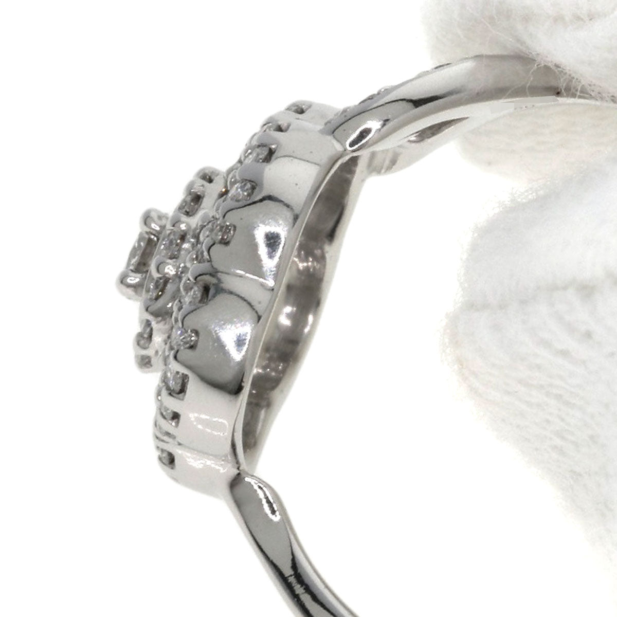 CHANEL Camellia Collection Diamond Ring K18 White Gold Ladies [Used]