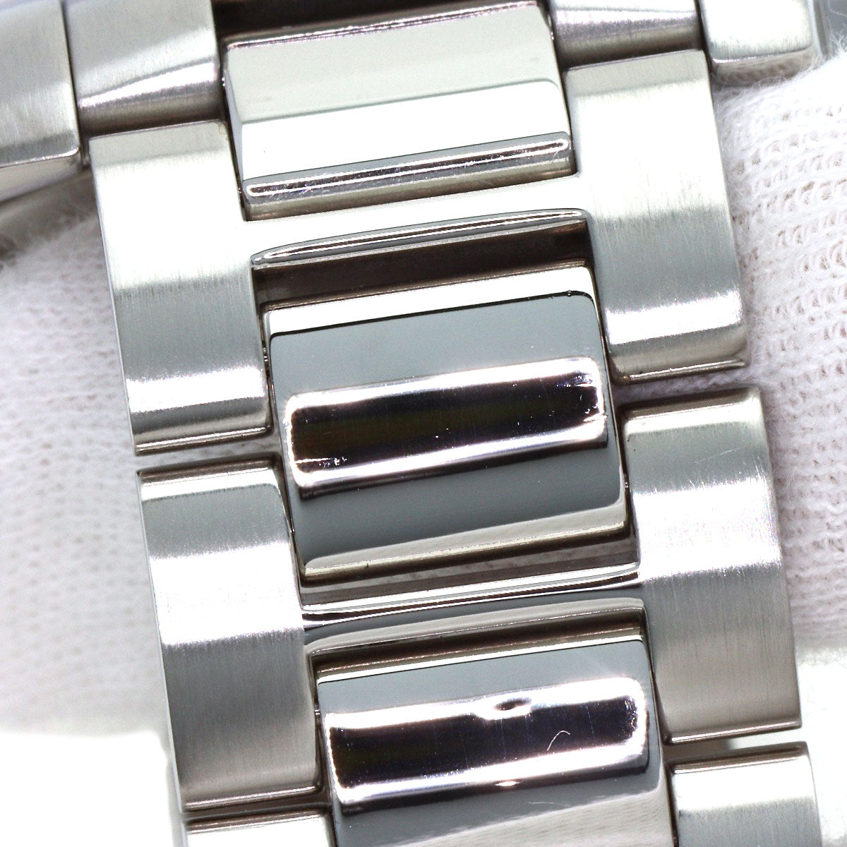 LONGINES Conquest White Ceramic Watches L3.657.4 Stainless Steel/Stainless Steel mens