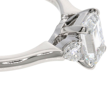 GRAFF Promise Emerald Cut Diamond D-VS2 Ring Platinum PT950 Ladies [Used]