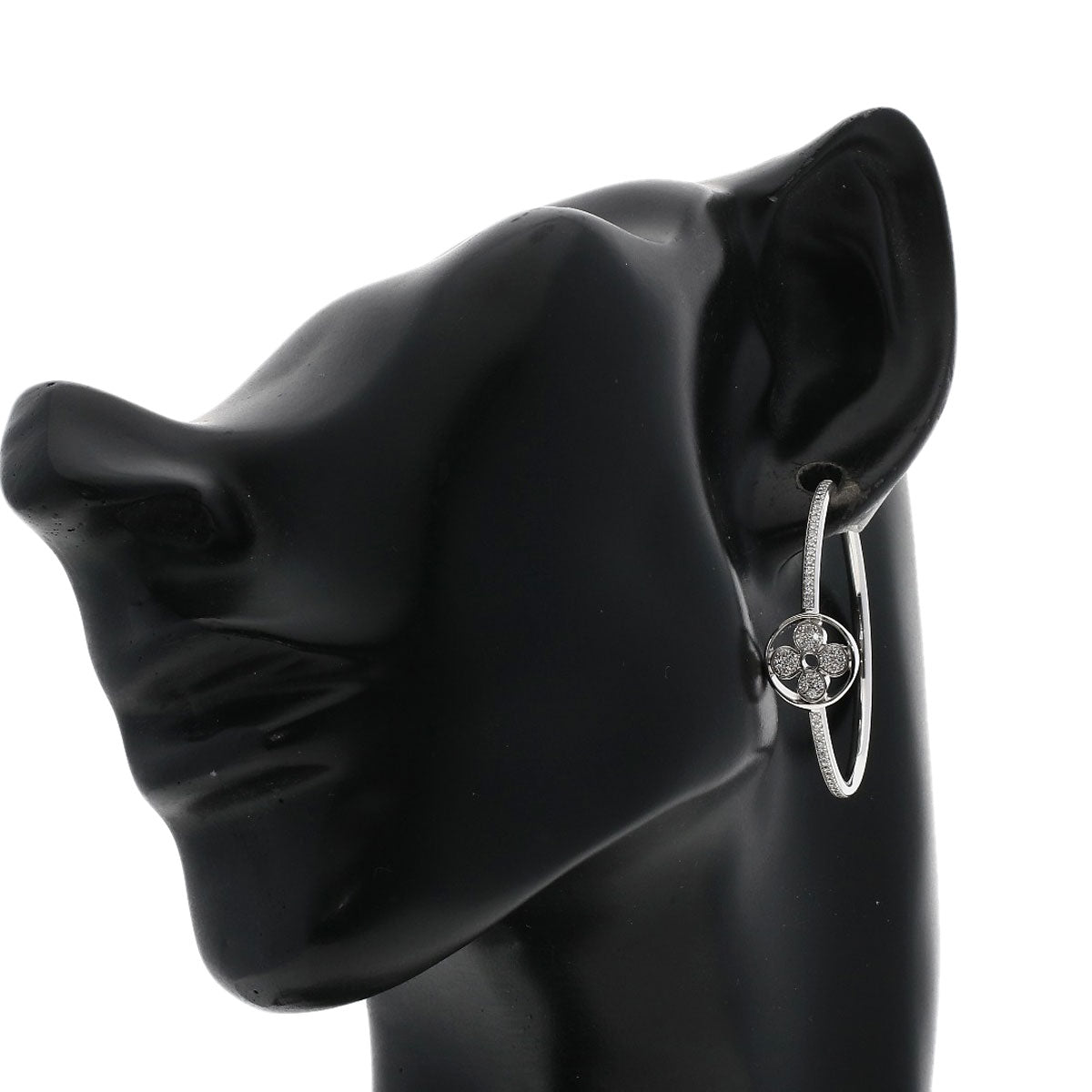 LOUIS VUITTON Hoop Earrings Ldylle Blossom Diamond earring K18 White Gold Ladies [Used]