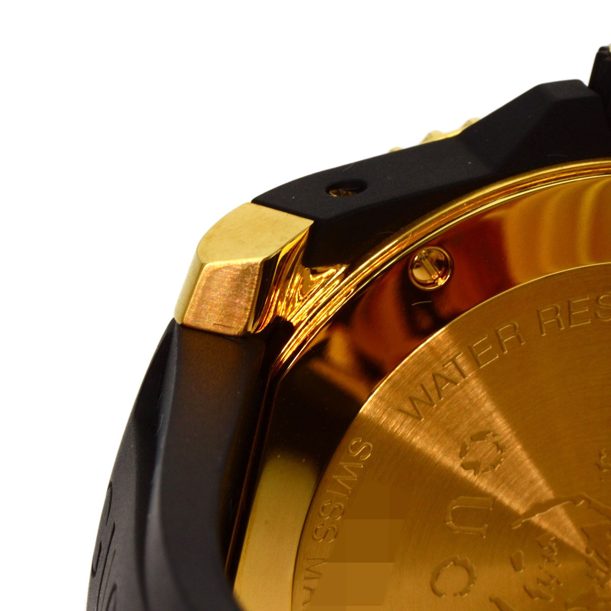 GUCCI DIVE The Three Little Pigs Watches 136.3 Gold Plated/Rubber mens