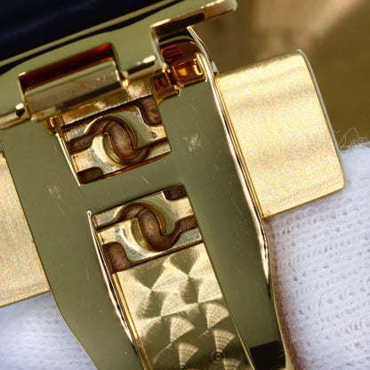GUCCI DIVE The Three Little Pigs Watches 136.3 Gold Plated/Rubber mens