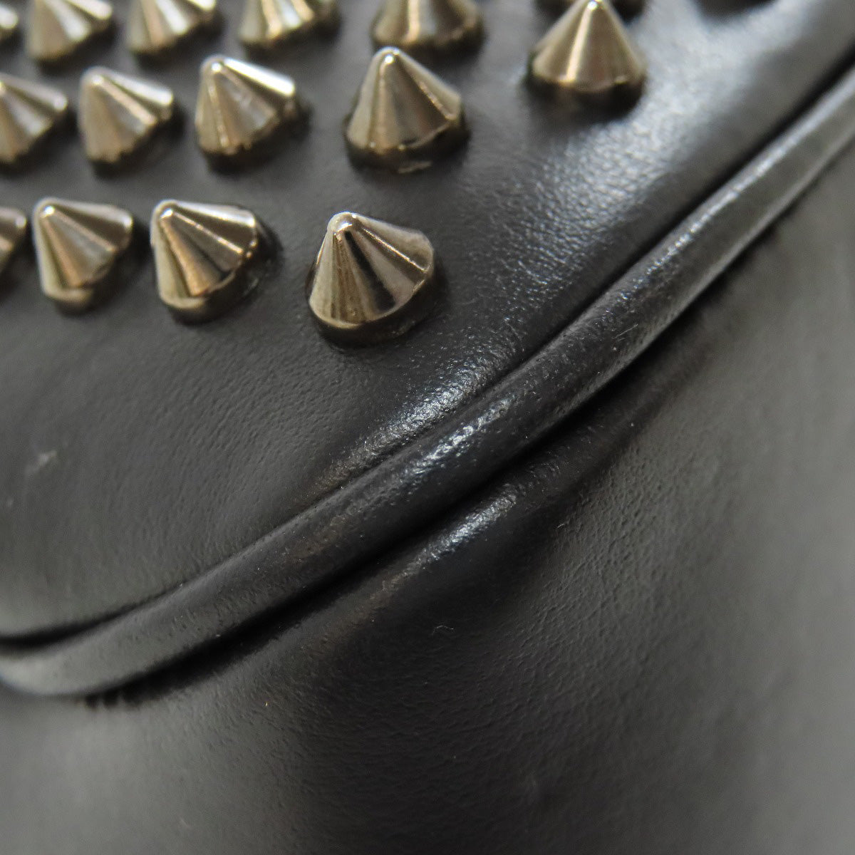 Christian Louboutin   Shoulder Bag spike Leather Ladies