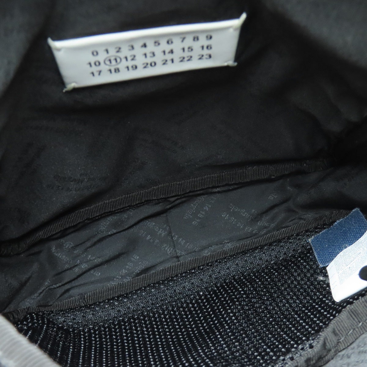 MaisonMargiela logo Shoulder Bag Canvas Ladies [Used]