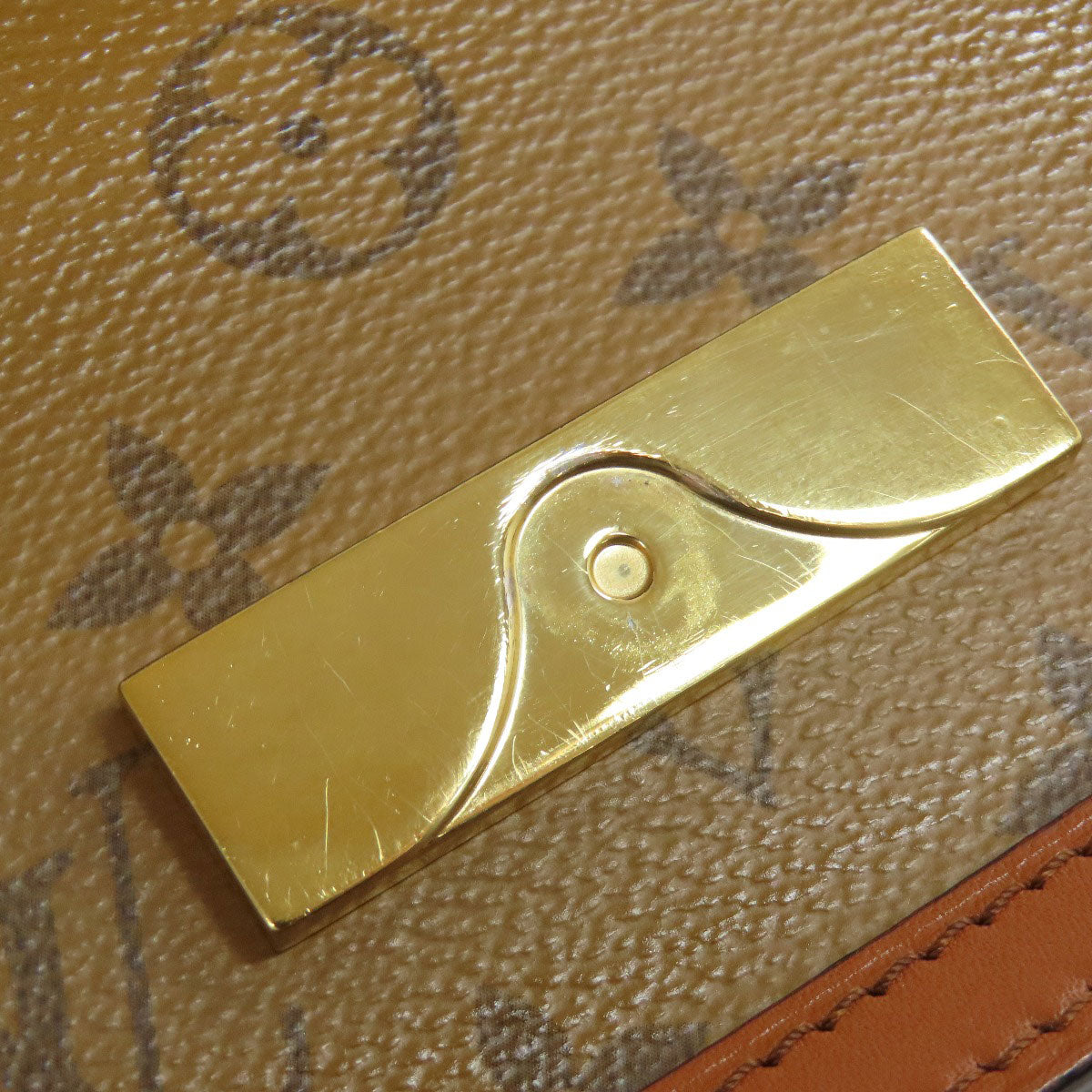 LOUIS VUITTON M44586 Bum bag Daufine body bag Monogram reverse Ladies [Used]