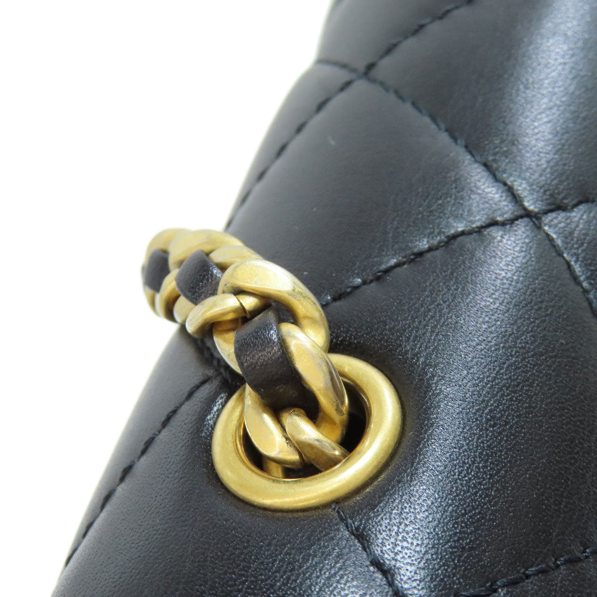 CHANEL Matelasse ChainShoulder GoldHardware Shoulder Bag Lambskin Ladies [Used]