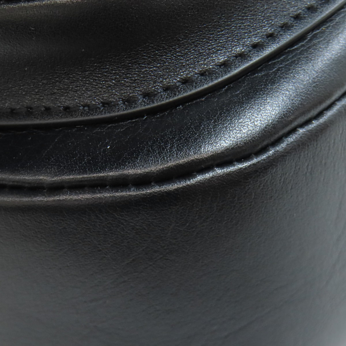 CHANEL Matelasse ChainShoulder GoldHardware Shoulder Bag Lambskin Ladies [Used]