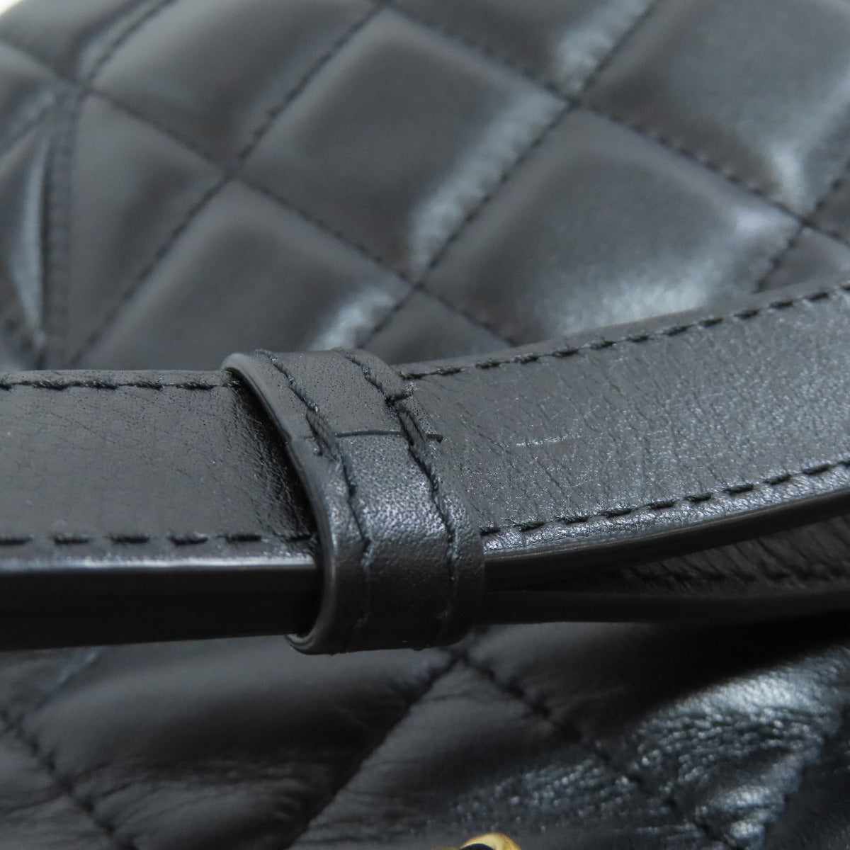 CHANEL Matelasse ChainShoulder GoldHardware Shoulder Bag Lambskin Ladies [Used]