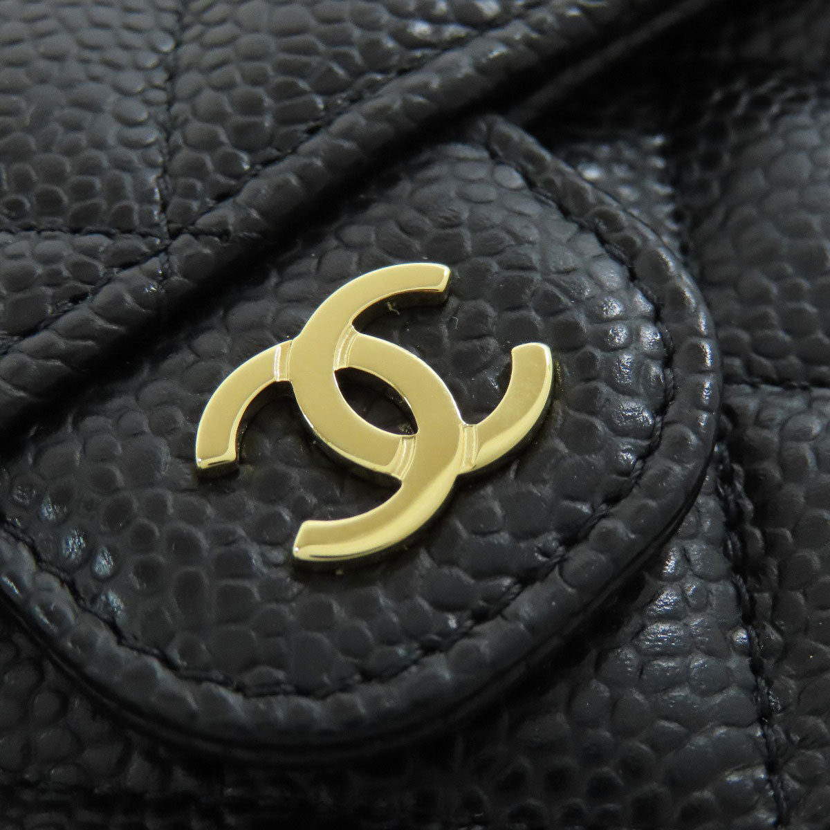 CHANEL   Bifold Wallet with Coin Pocket Tri-fold Wallet Matelasse GoldHardware Grained Calfskin Skin Ladies