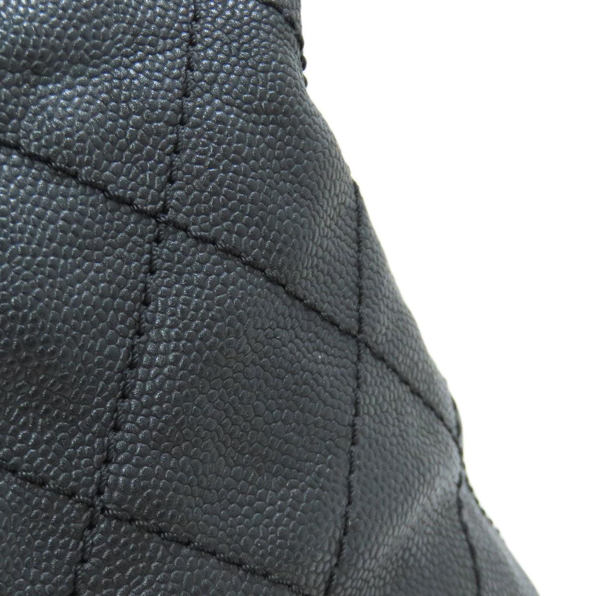 CHANEL Matelasse SilverHardware Tote Bag Grained Calfskin Skin Ladies [Used]