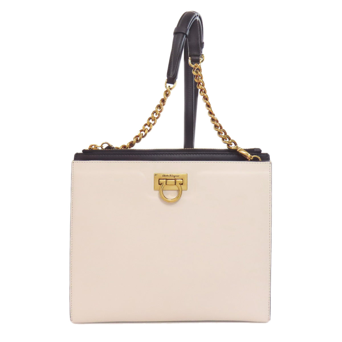 Salvatore Ferragamo GanciniHardware Shoulder Bag Leather Ladies [Used]