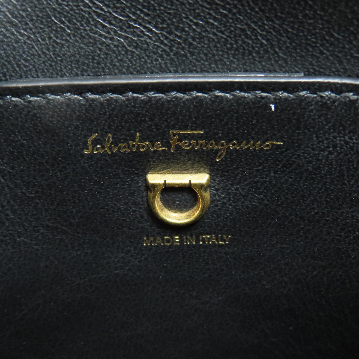 Salvatore Ferragamo GanciniHardware Shoulder Bag Leather Ladies [Used]