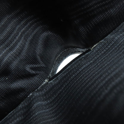 PRADA logo Bifold Wallet with Coin Pocket Safiano Ladies [Used]