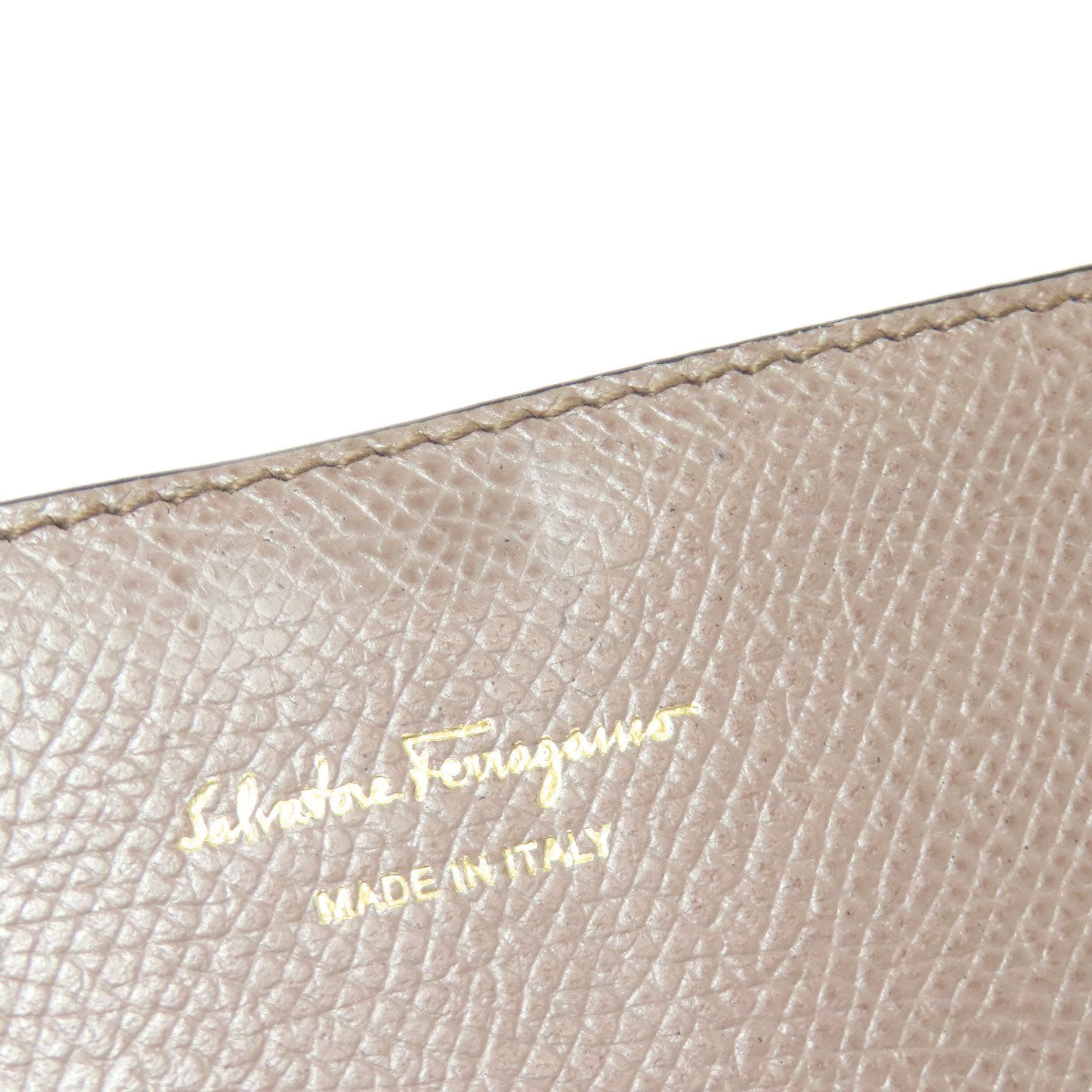 Salvatore Ferragamo Gancini Hardware motif Bifold Wallet with Coin Pocket Leather Ladies [Used]