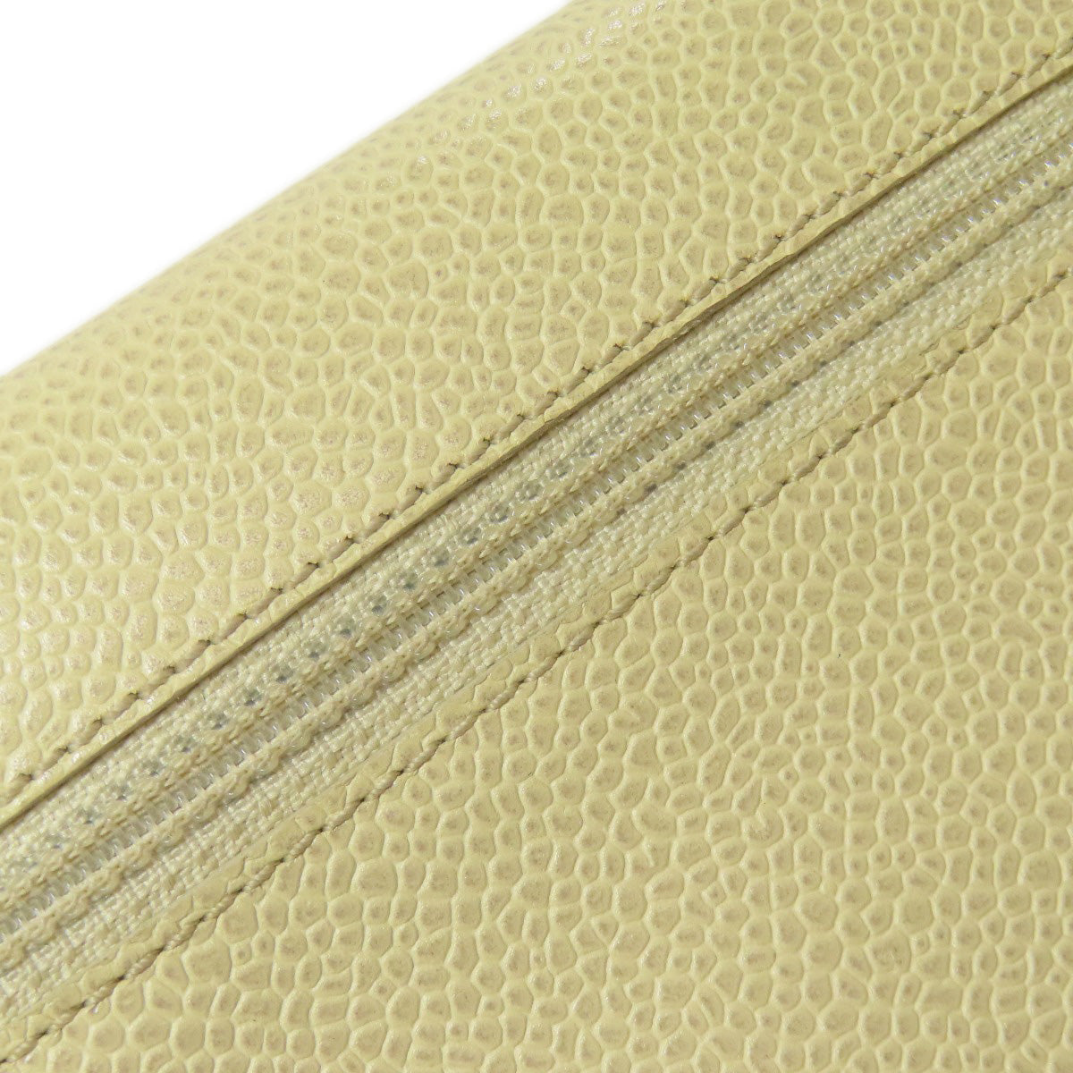 CHANEL   Bifold Wallet with Coin Pocket COCO Mark GoldHardware Grained Calfskin Skin Ladies