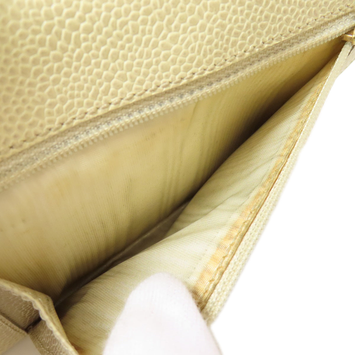 CHANEL COCO Mark GoldHardware Bifold Wallet with Coin Pocket Grained Calfskin Skin Ladies [Used]