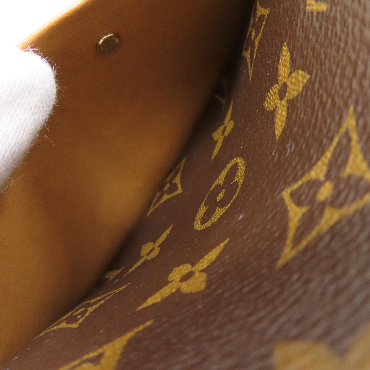 LOUIS VUITTON M44604 Bowt Chapot Supreme Shoulder Bag Monogram canvas Ladies [Used]