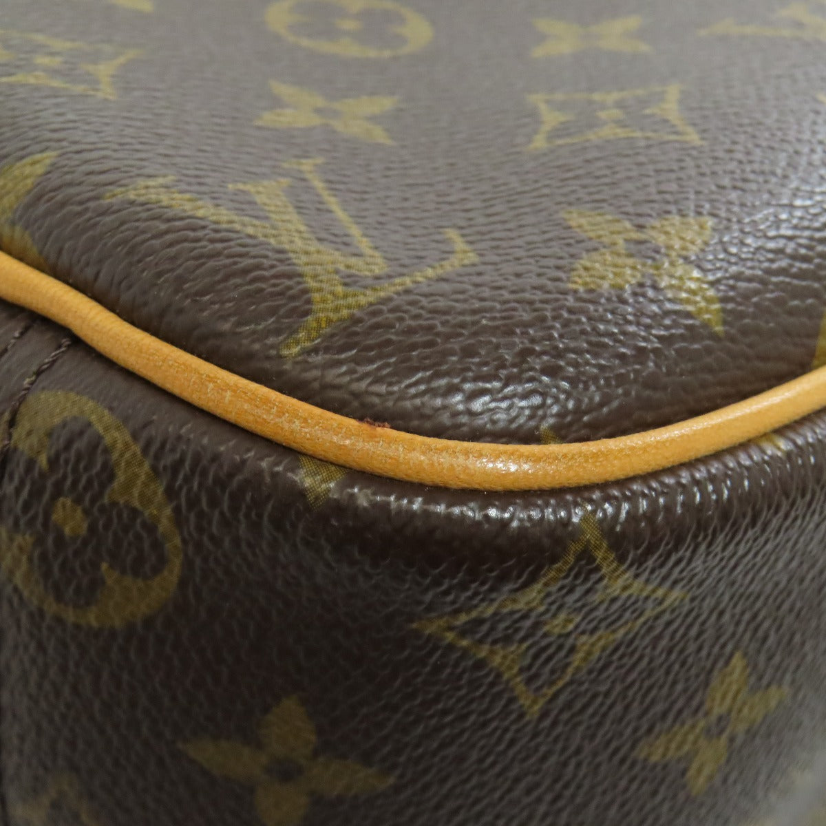 LOUIS VUITTON  M42228 Handbag Trueville Monogram canvas Ladies