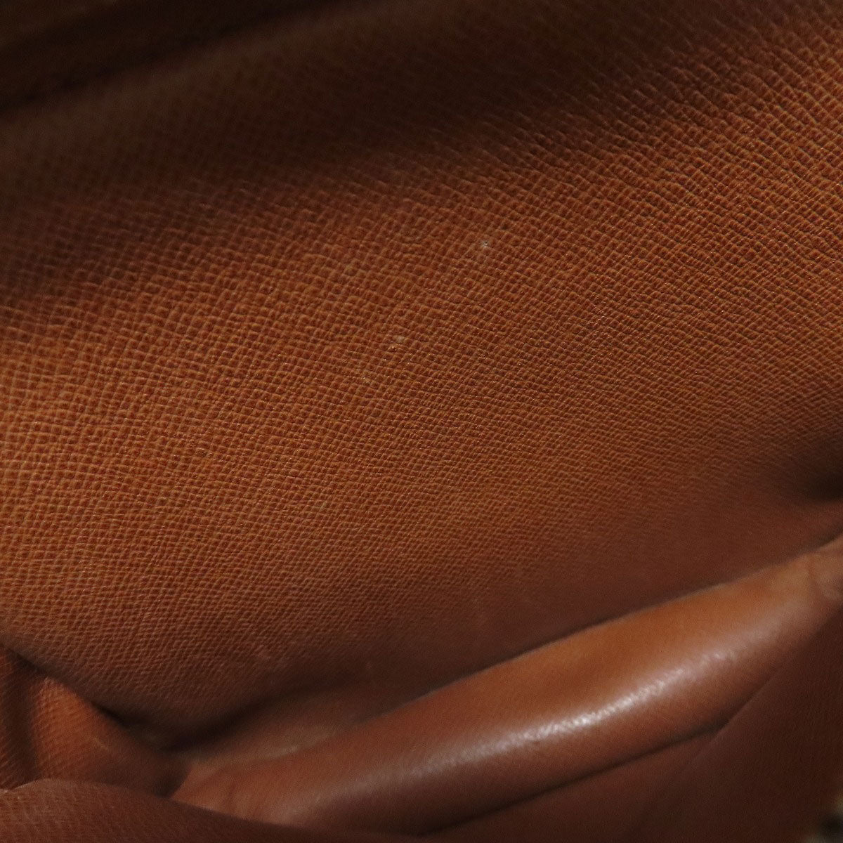 LOUIS VUITTON M45236 Amazon Shoulder Bag Monogram canvas Ladies [Used]