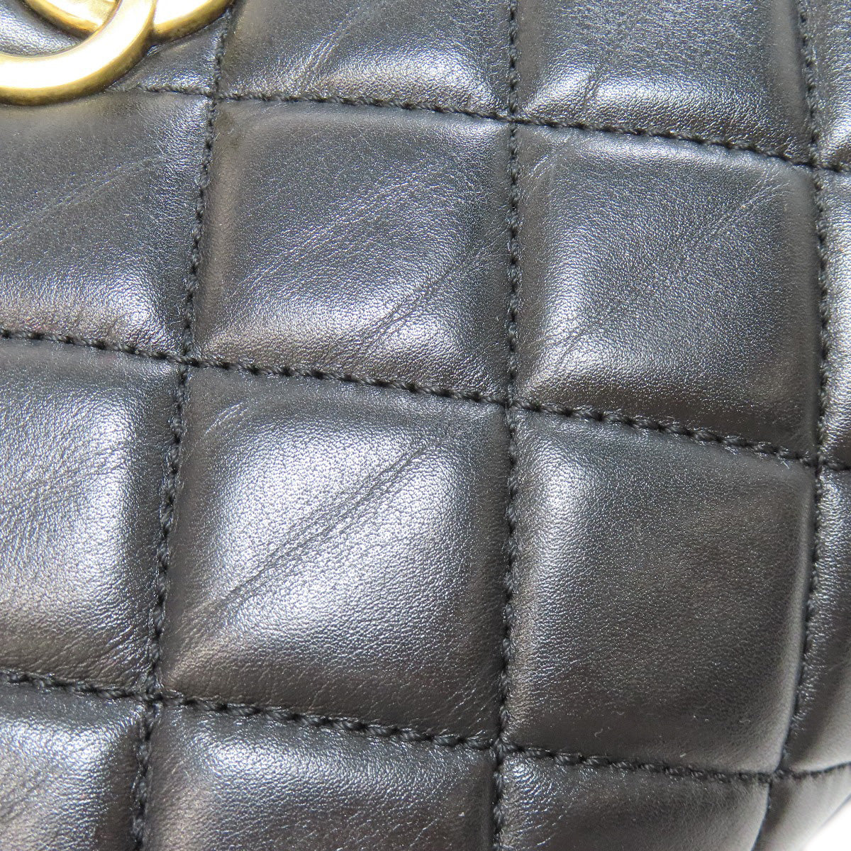 CHANEL Chain bag Matelasse Gold Hardware Shoulder Bag Lambskin Ladies [Used]