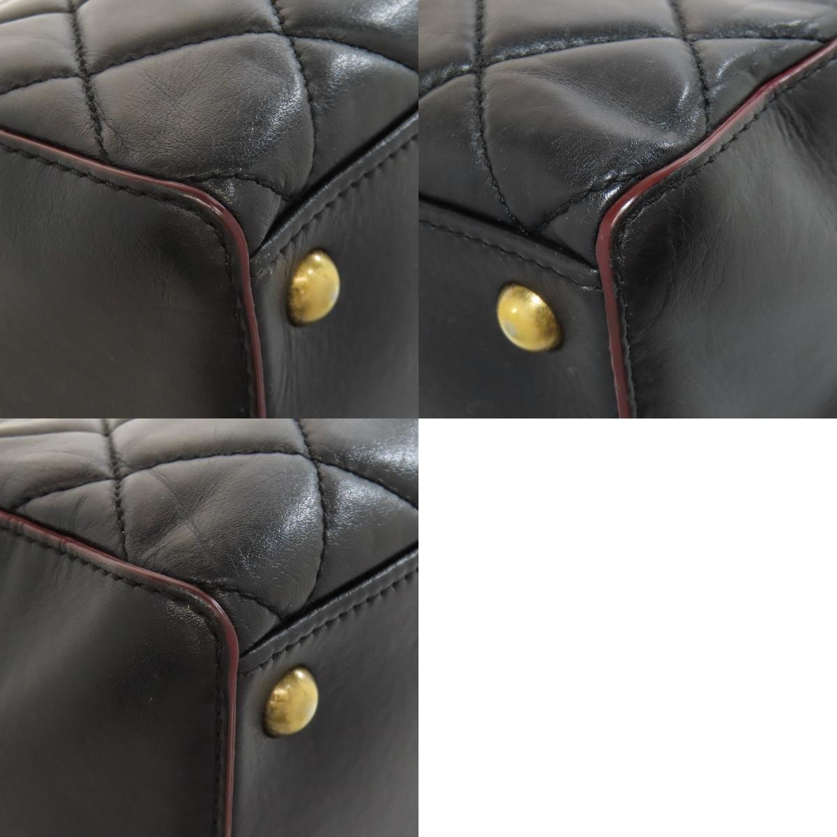 CHANEL Chain bag Matelasse Gold Hardware Shoulder Bag Lambskin Ladies [Used]