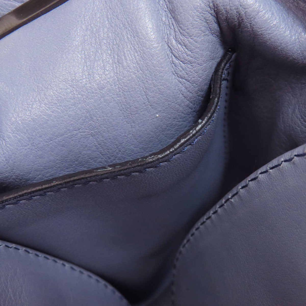 FENDI Stitch one belt Shoulder Bag Leather Ladies [Used]