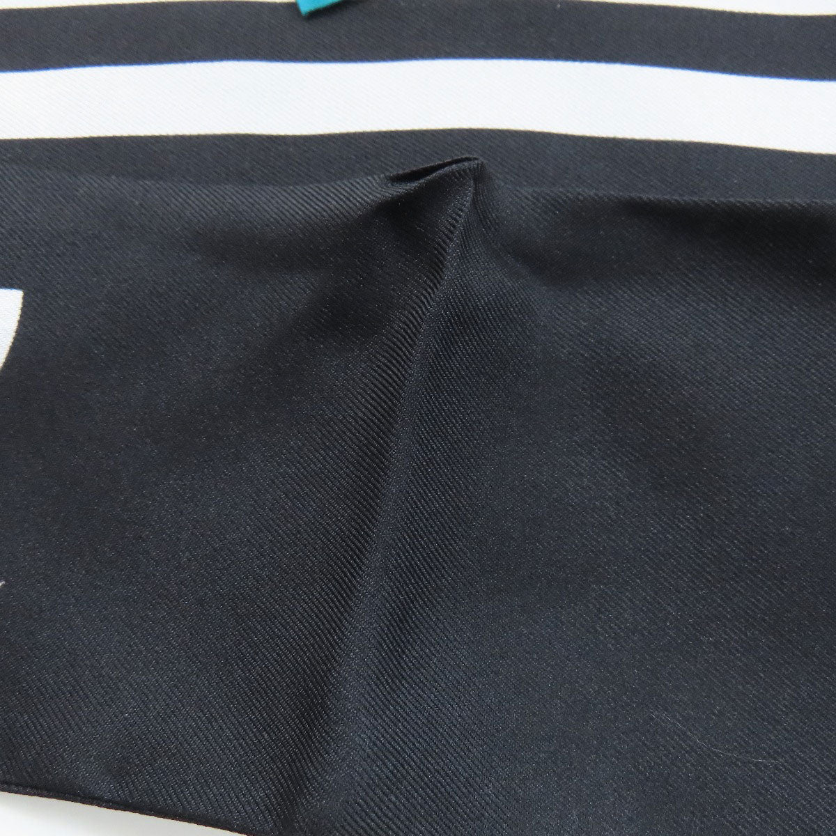 GUCCI 703568 adidas collaboration Scarf Silk Ladies [Used]