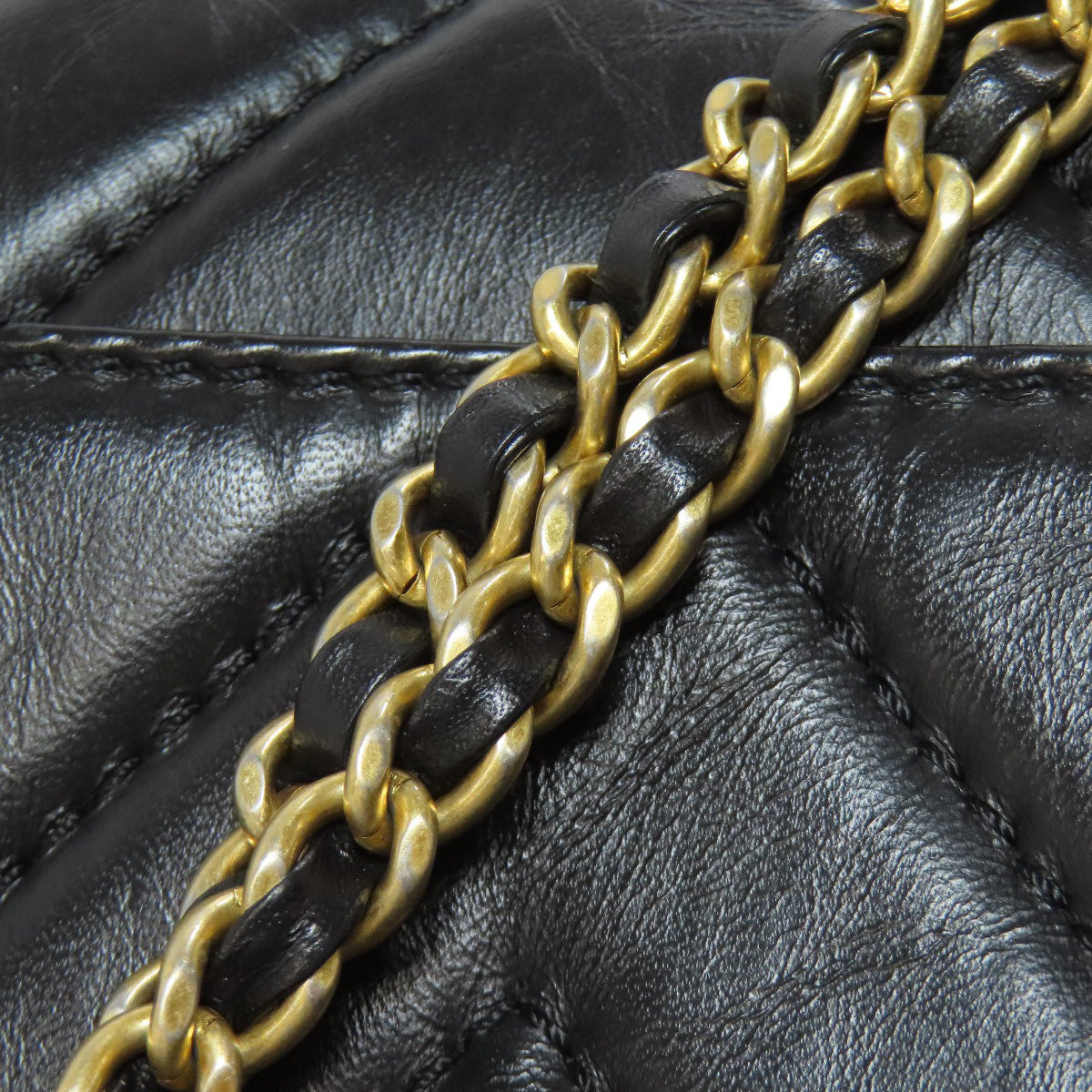 CHANEL Chevron V-stitch GoldHardware 2WAY Handbag Calf Ladies [Used]