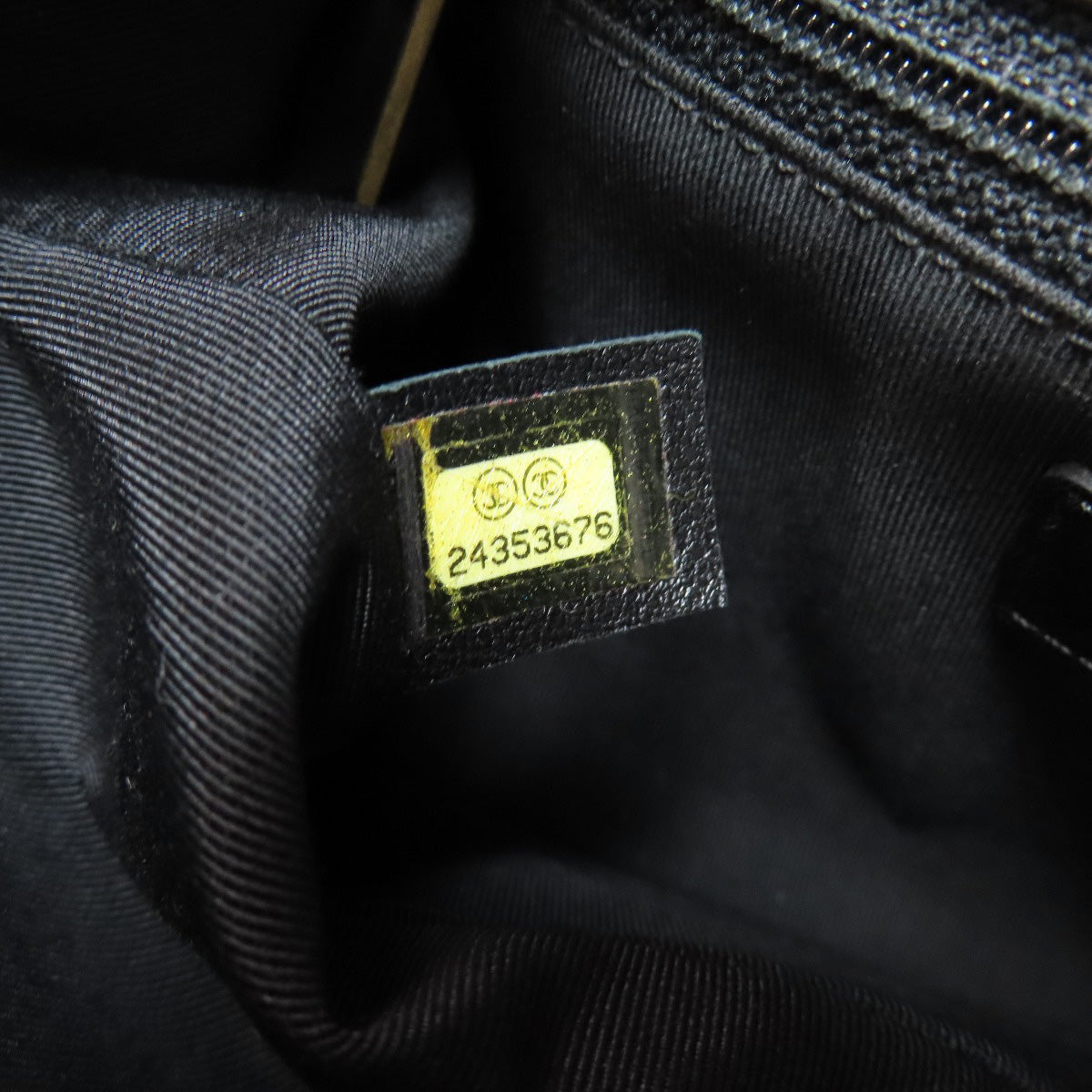 CHANEL Chevron V-stitch GoldHardware 2WAY Handbag Calf Ladies [Used]