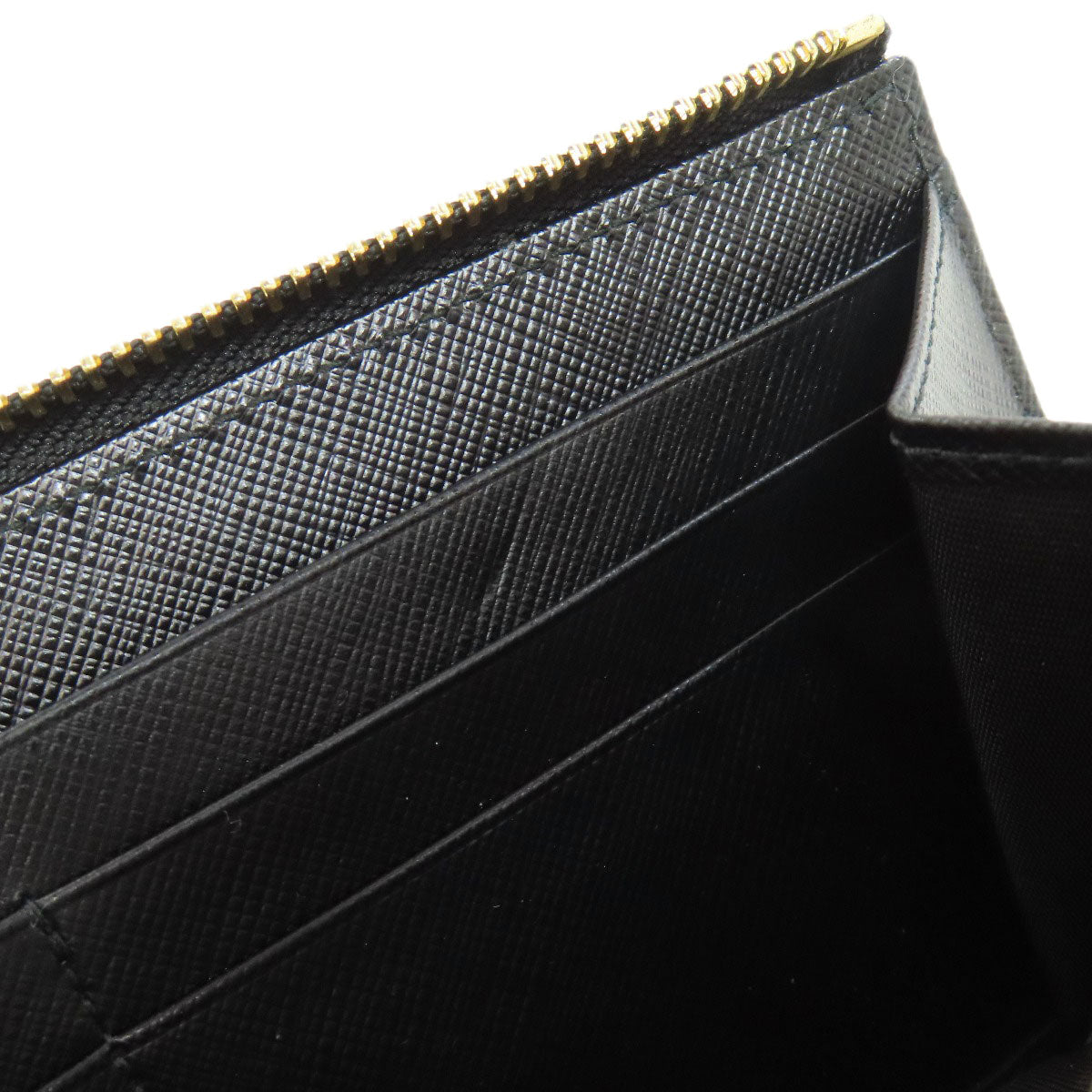 Salvatore Ferragamo Vara ribbon Long wallet (with coin pocket) Leather Ladies [Used]