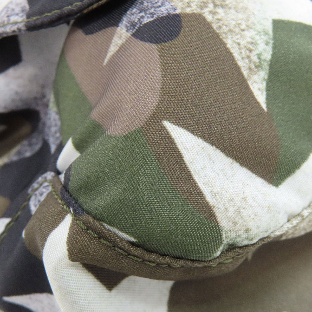 VALENTINO Camouflage pattern Star motif Shoulder Bag Nylon Ladies [Used]