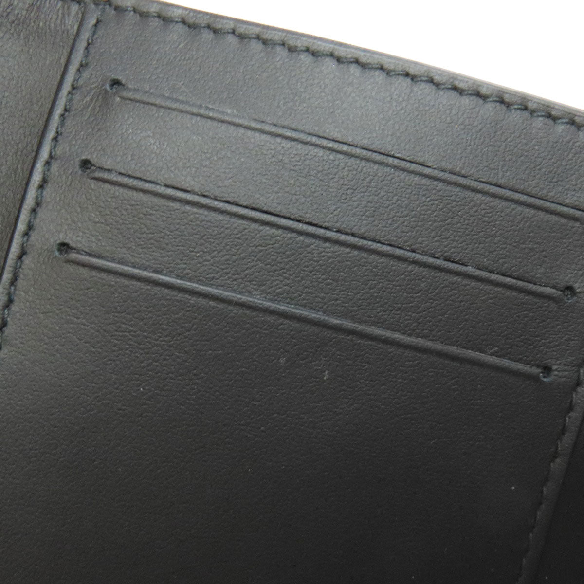 BURBERRY Lola TB logo Bifold Wallet with Coin Pocket Leather Ladies [Used]