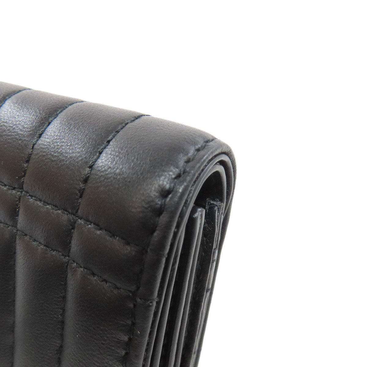 BURBERRY Lola TB logo Bifold Wallet with Coin Pocket Leather Ladies [Used]