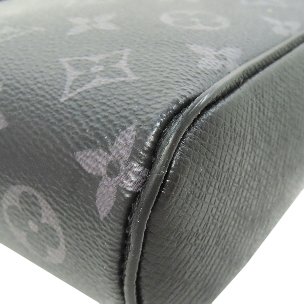 LOUIS VUITTON M30741 outdoor sling bag body bag Taigalama Ladies [Used]