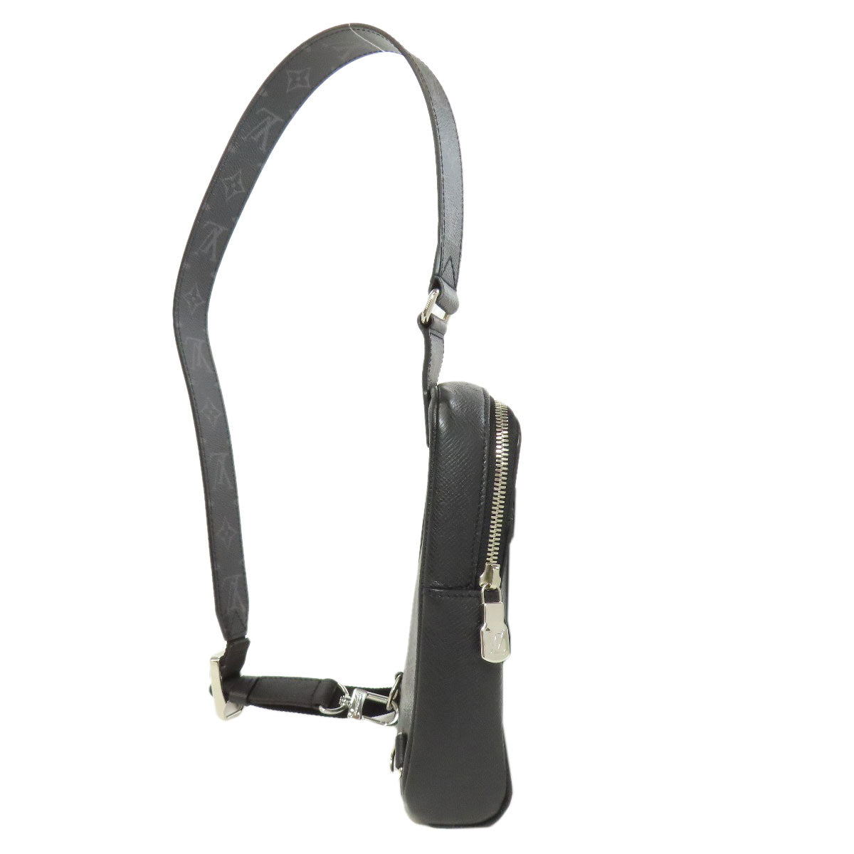 LOUIS VUITTON M30741 outdoor sling bag body bag Taigalama Ladies [Used]