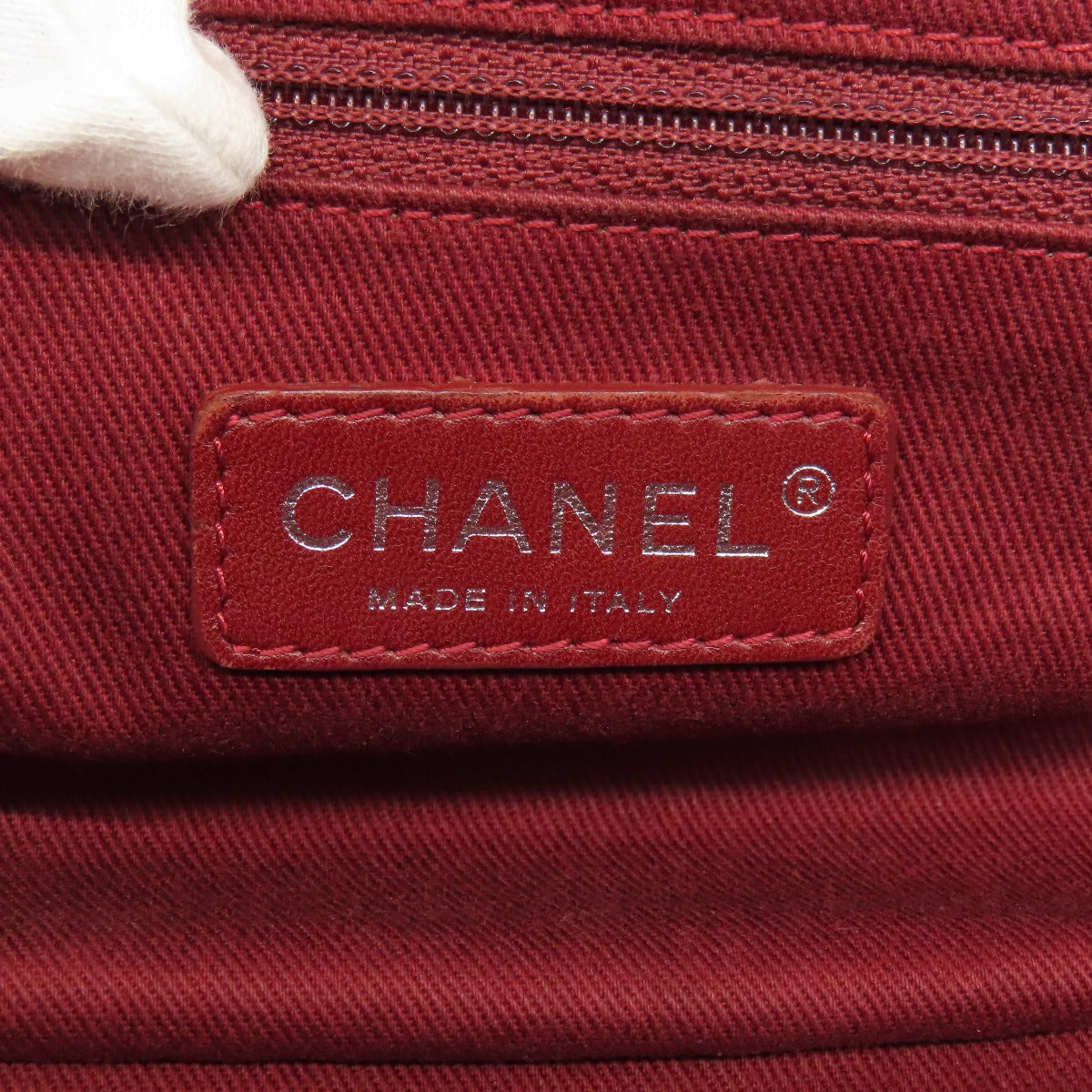 CHANEL Matelasse SilverHardware Tote Bag Grained Calfskin Skin Ladies [Used]