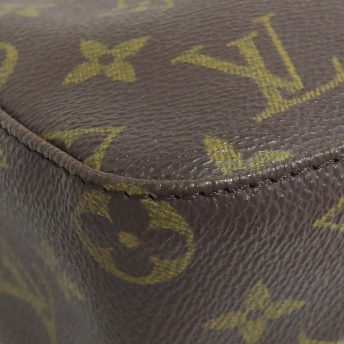 LOUIS VUITTON M51146 Looping MM Shoulder Bag Monogram canvas Ladies [Used]