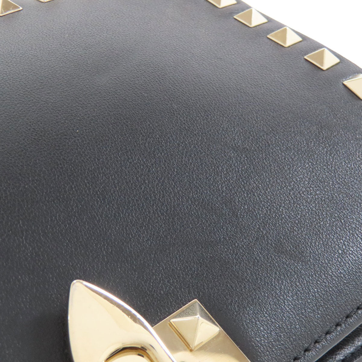 VALENTINO Studs Shoulder Bag Leather Ladies [Used]