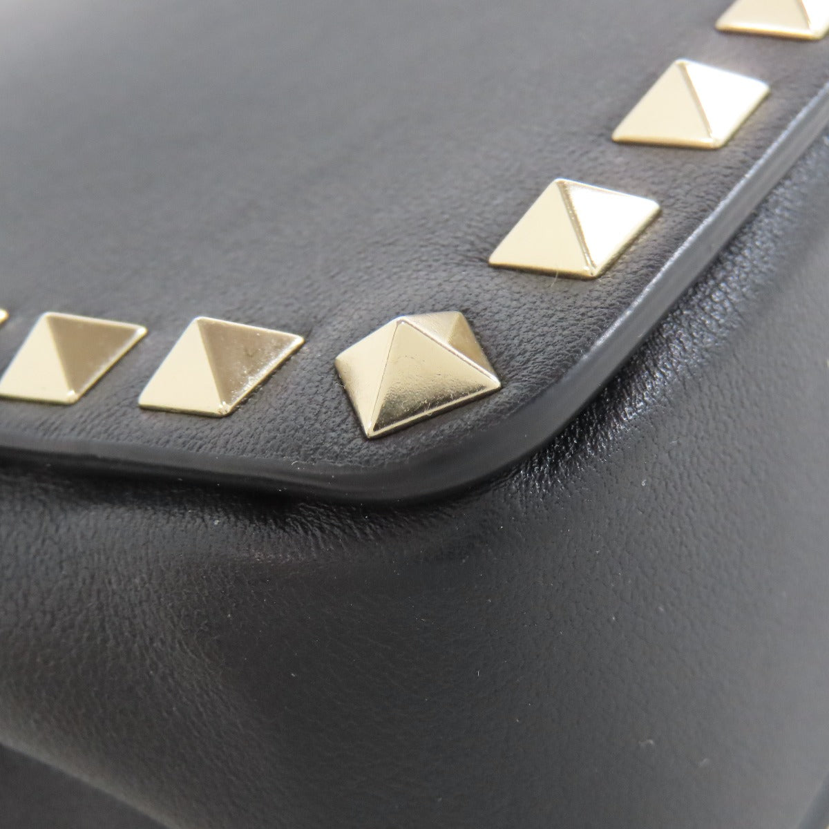 VALENTINO Studs Shoulder Bag Leather Ladies [Used]