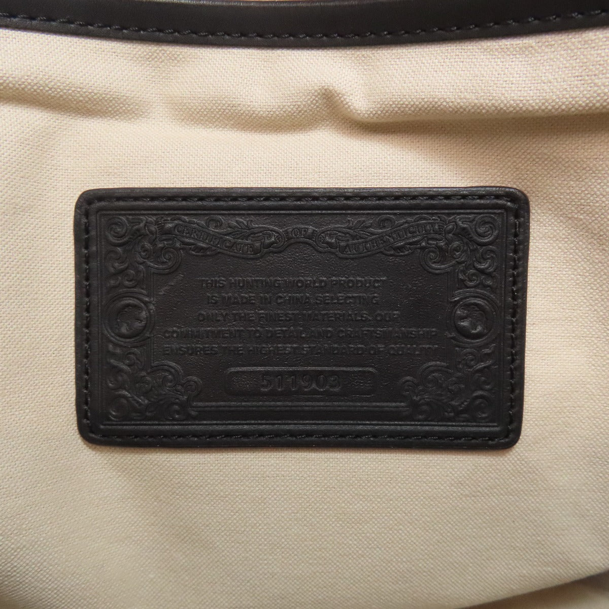 HUNTING WORLD logo Shoulder Bag PVC Ladies [Used]